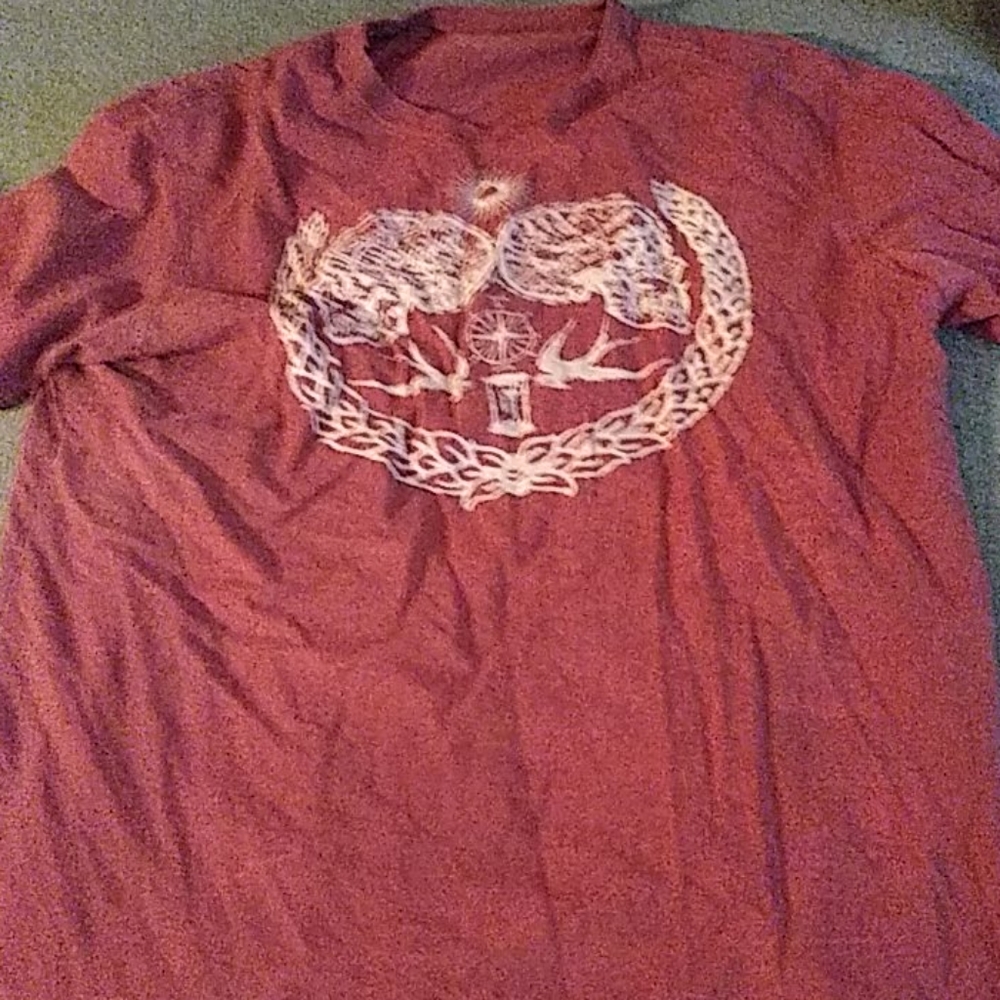 Red t shirt